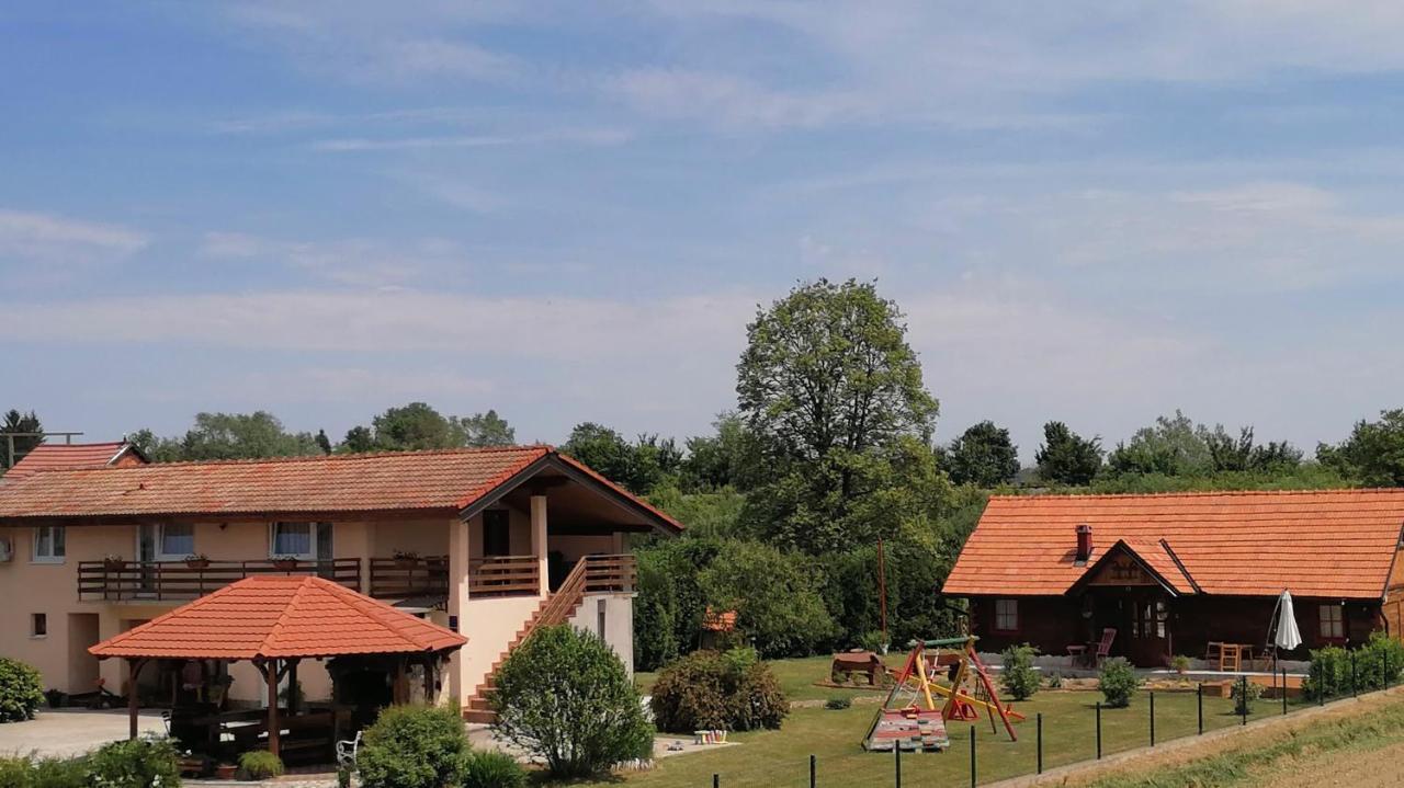 Apartments Kozjan Karlovac Exterior photo