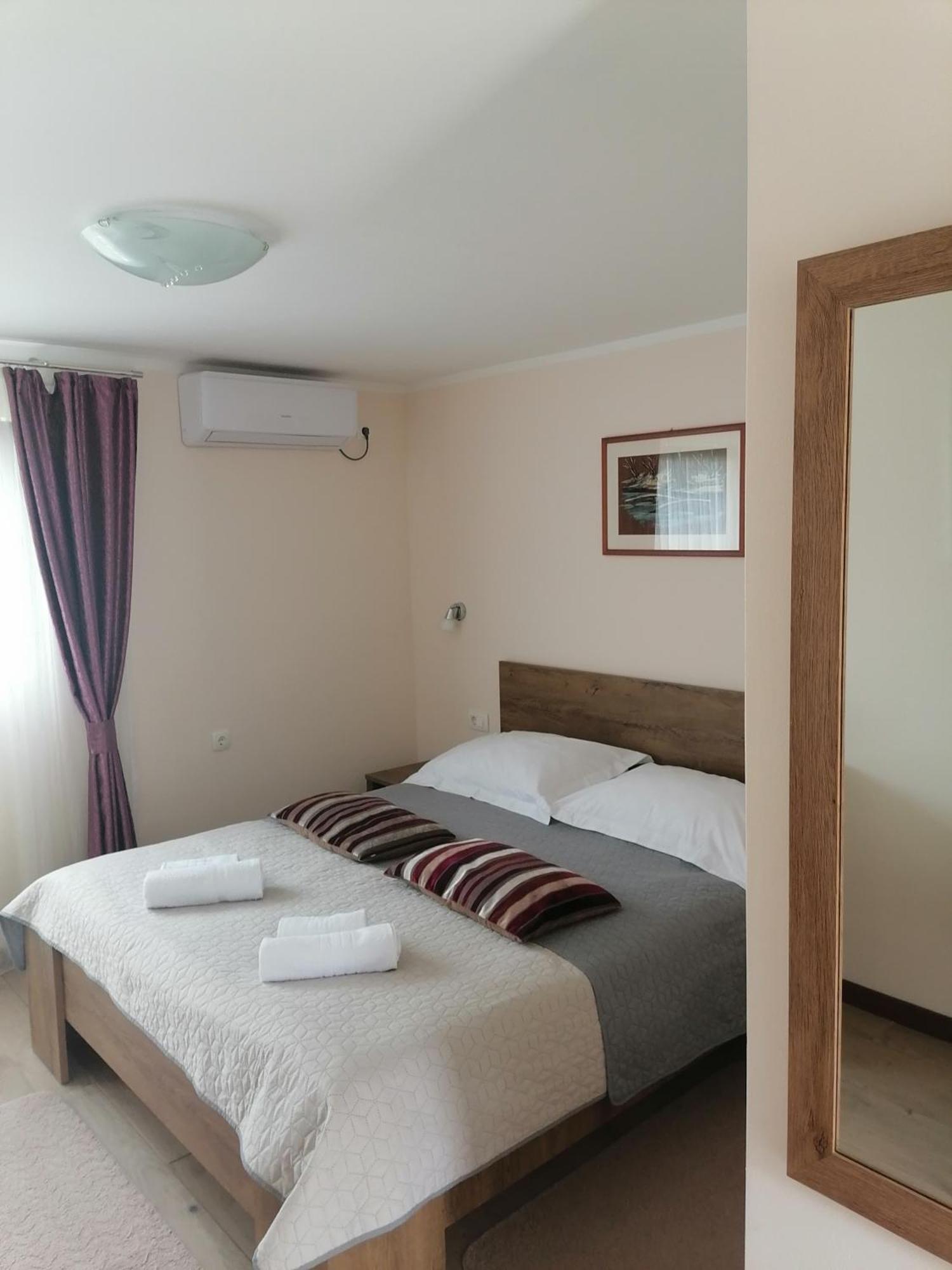 Apartments Kozjan Karlovac Room photo